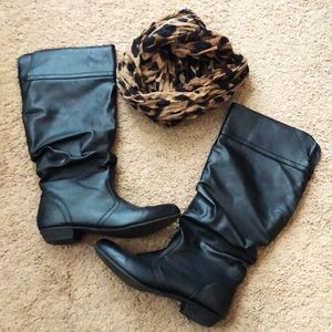 Black Slouchy Boots 8.5
